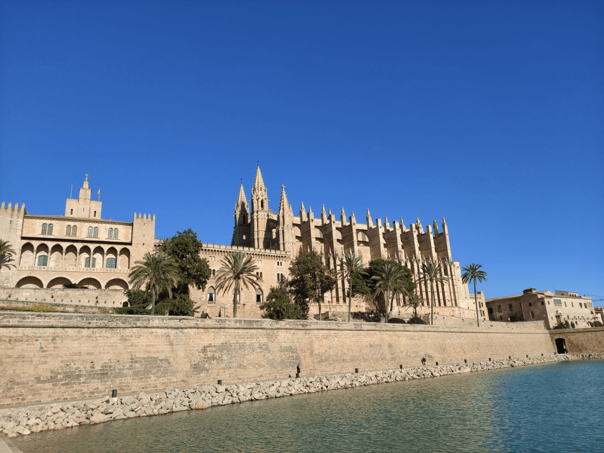 Despacho de abogados en Palma de Mallorca especializado en herencias, patrimonio e impuestos.